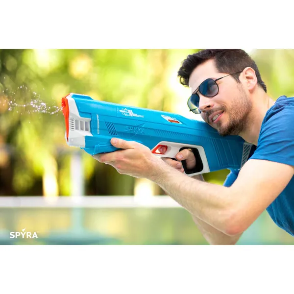 SpyraThree, water pistol