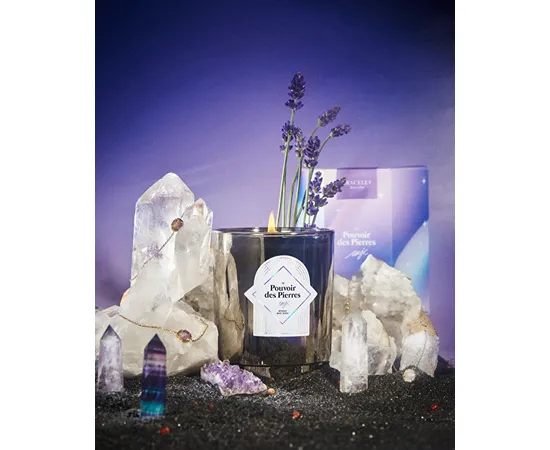 SCENTED CANDLE 50H BRALET WITH AMETYST LE POUVOIR de Pierresses Blue Flower 323922