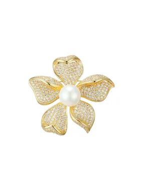 Elegant Gold-Plated Brooch with Artificial Pearl and Crystals Gold