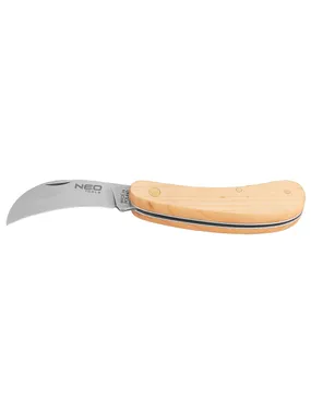 Sickle assembly knife, wooden covers