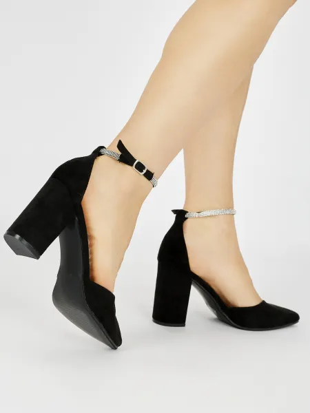 Suede black pumps with a block heel