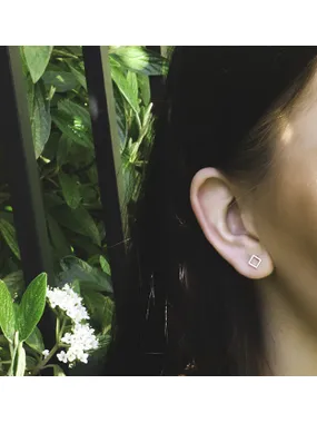 Minimalist silver earrings studs AGUP843L