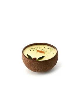 Candle in coconut - aroma of Thai Lime and mango