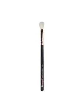 Professional eyeshadow blending brush 210