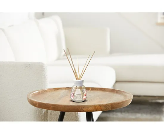 Replacement refill for the aroma diffuser Signature Pink Sands Reed 200 ml