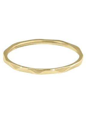 Minimalist gold-plated ring with a delicate Gold design