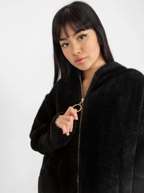 Black loose alpaca coat with a zipper.