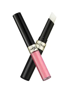 Long-lasting lipstick with Lipfinity 2.3 + 1.9 g