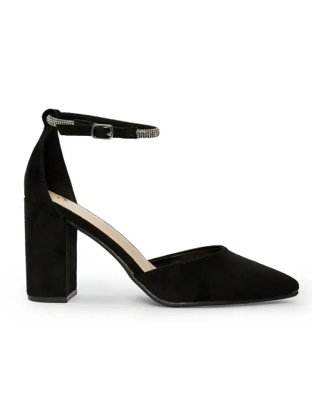 Suede black pumps with a block heel