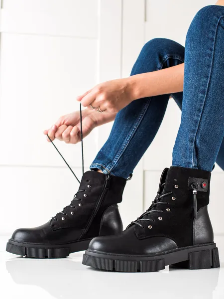 Lace-up boots on the Potocki platform