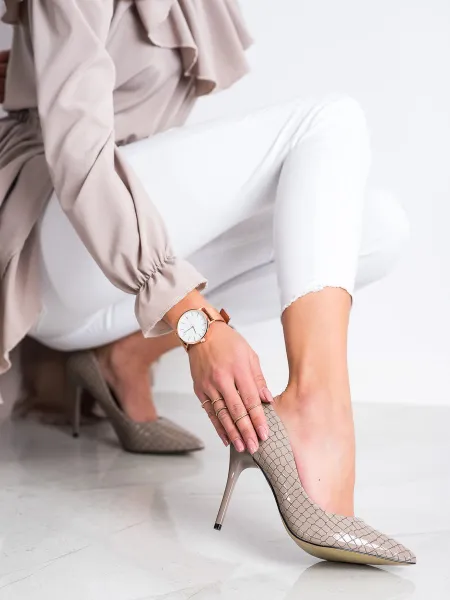 Shelovet women's high heel pumps in beige