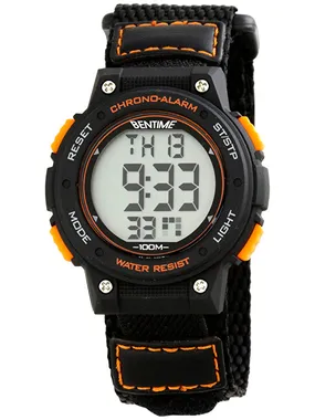 Children watch 003-YP09456-01