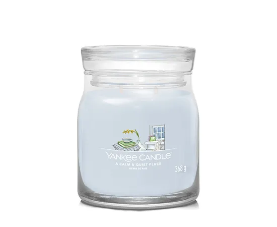 Aromatic candle Signature glass medium A Calm & Quiet Place 368 g