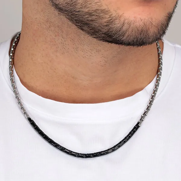 Modern men's necklace made of Catene SATX12 steel