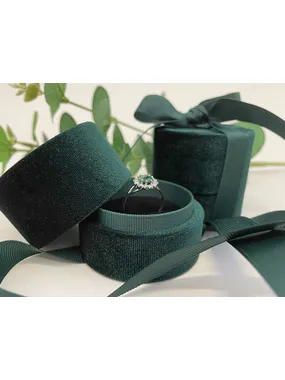 Emerald Ring Gift Box with Ribbon LTR-3/P/A19