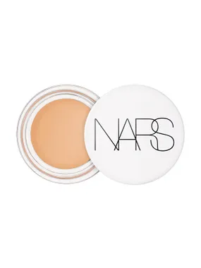 LIGHT REFLECTING UNDEREYE BRIGHTENER, Magic Hour (Medium/Deep)