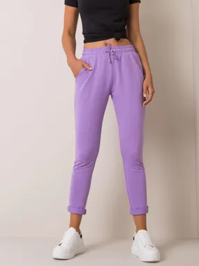 Light purple sweatproof pants.