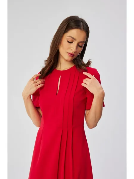 S361 Dress with decorative pleats on the side - red