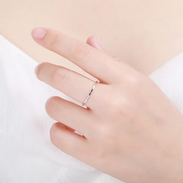 Minimalist silver ring R0002020