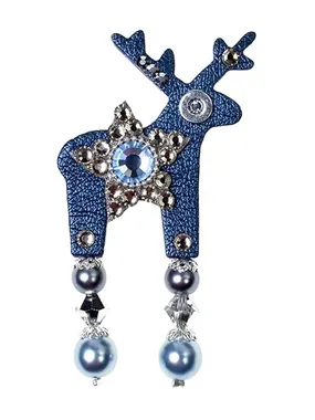 Gray's dark blue deer