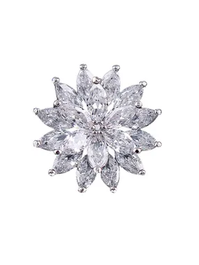 Sparkling Flower Brooch Silver
