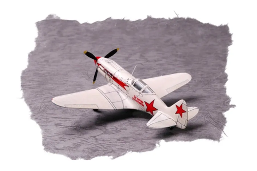 Plastic model MiG-3